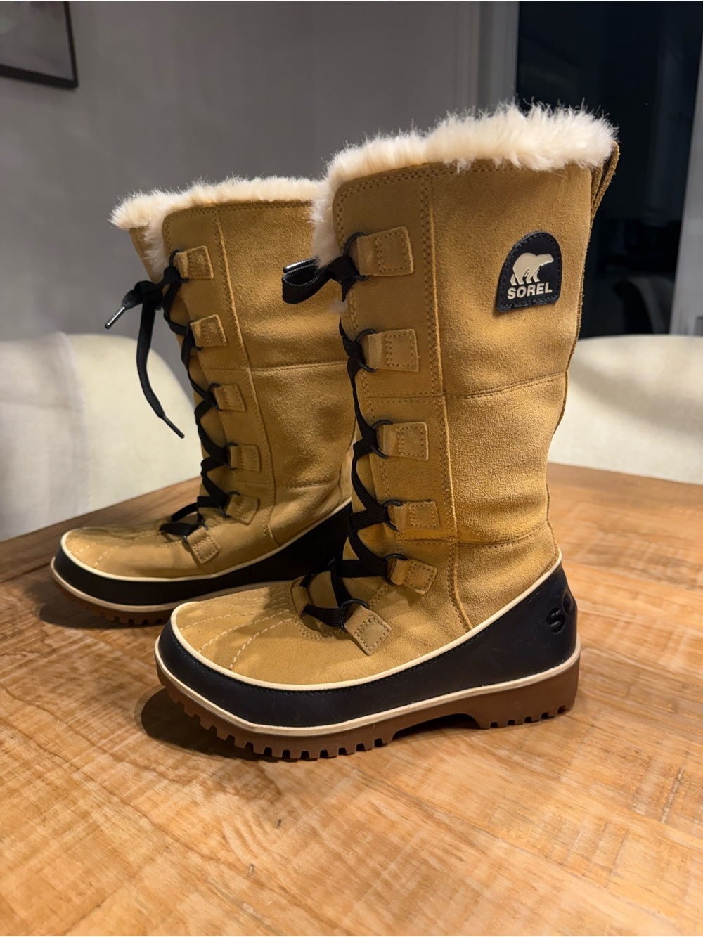 Sorel Tivoli High II Waterproof Suede Winter Boots Tan Size 7